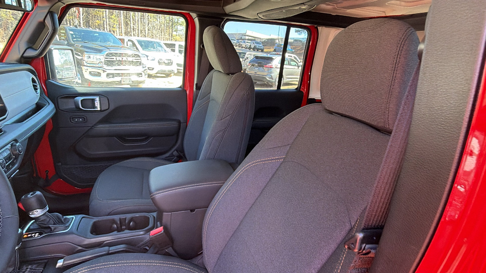 Used 2025 Jeep Wrangler Sahara 4xe w/ Safety Group image 17