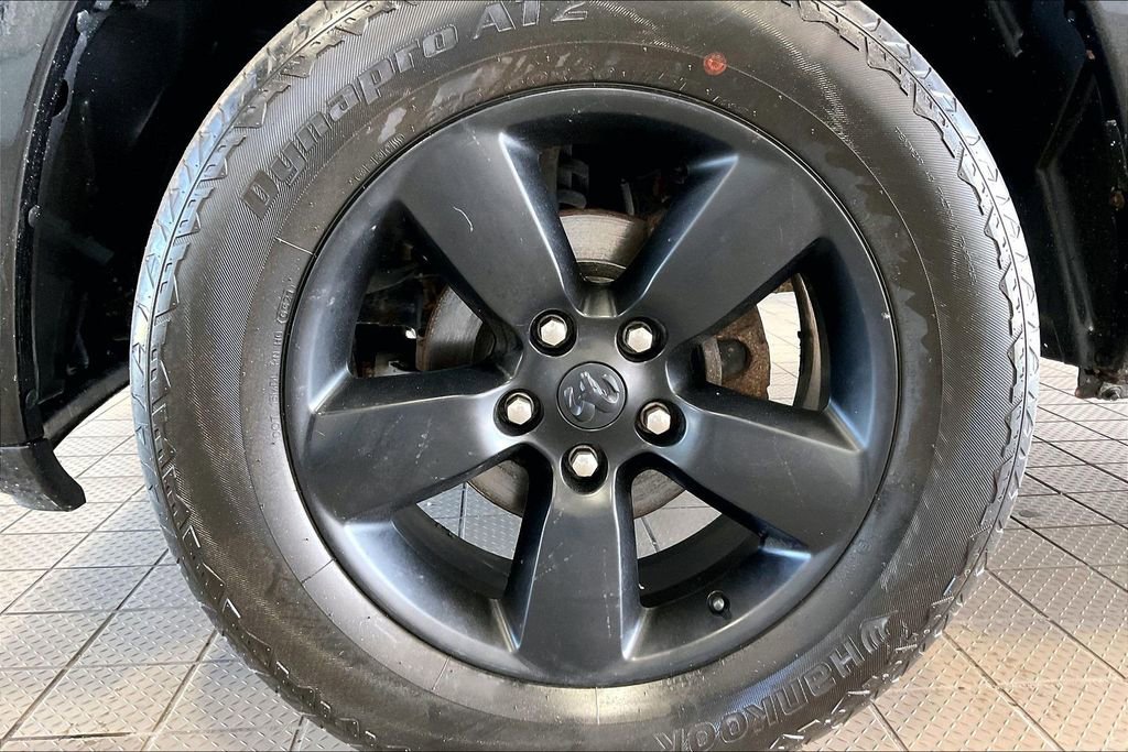 Used 2019 RAM 1500 Express w/ Wheel & Sound Group image 30