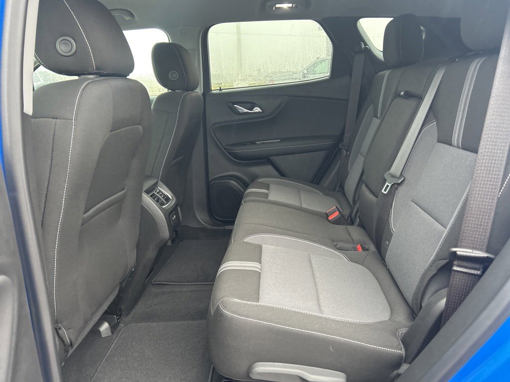 Used 2025 Chevrolet Blazer LT w/ Midnight/Sport Edition image 10