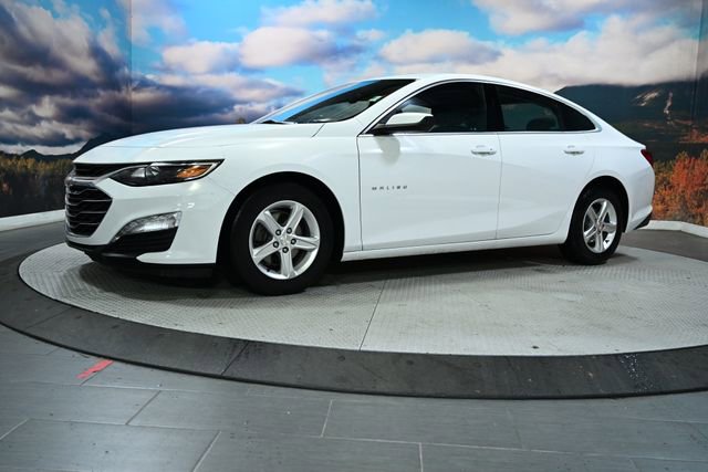 Used 2024 Chevrolet Malibu LT image 4