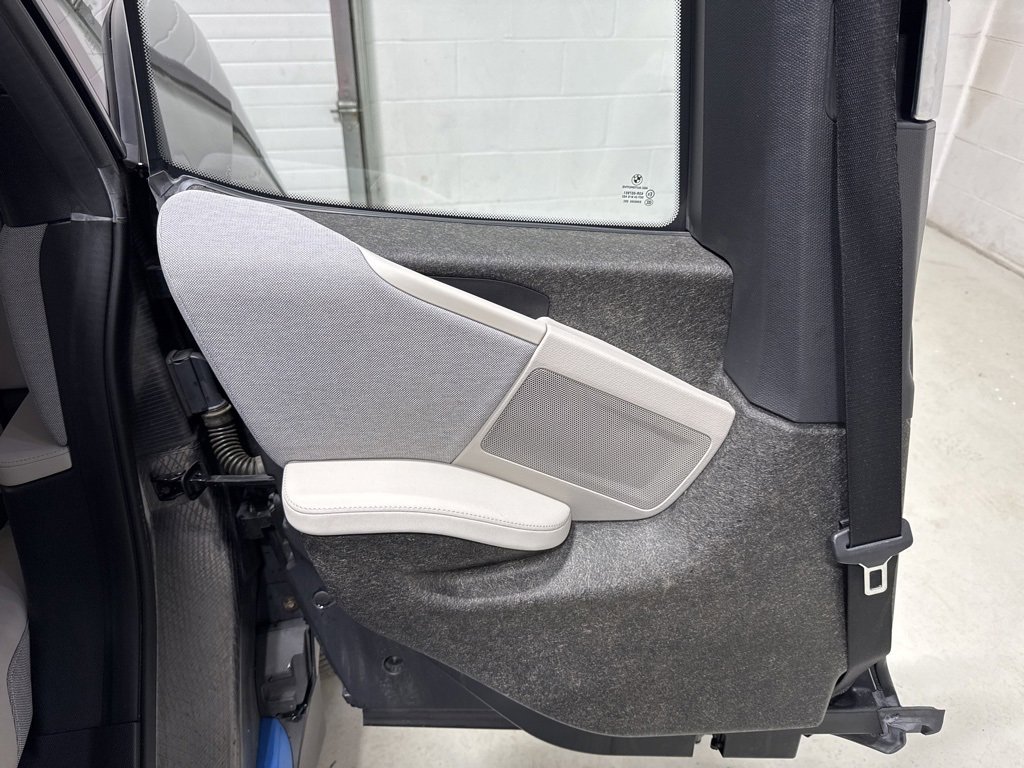 Used 2016 BMW i3 w/ Range Extender image 18