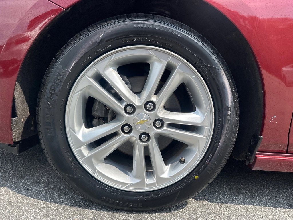 Used 2016 Chevrolet Cruze LT w/ RS Package image 30