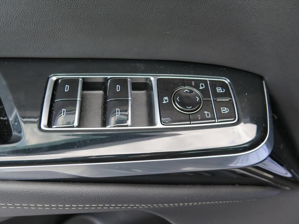 Certified 2025 Cadillac Escalade Sport w/ Touring Package AWD/4WD image 12