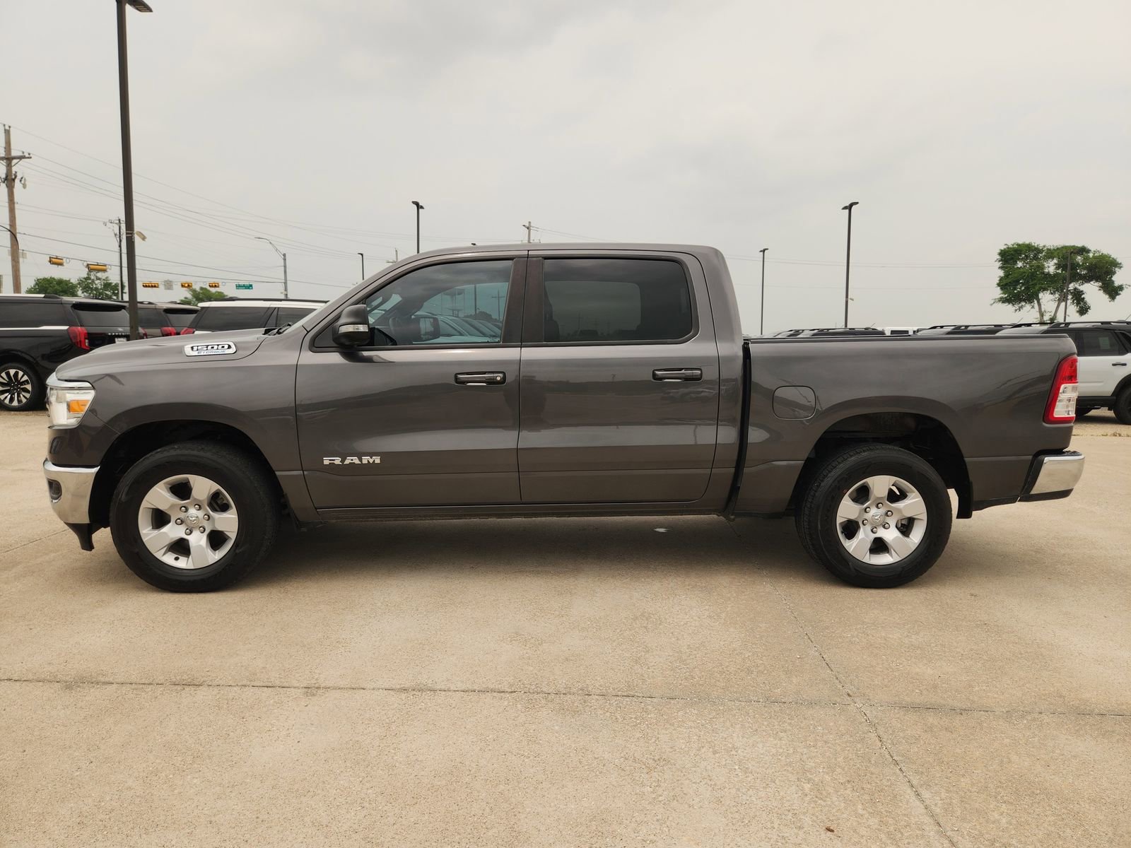 Used 2022 RAM 1500 Big Horn RWD image 3
