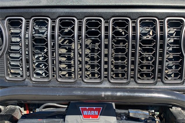 Certified 2022 Jeep Gladiator Willys image 9