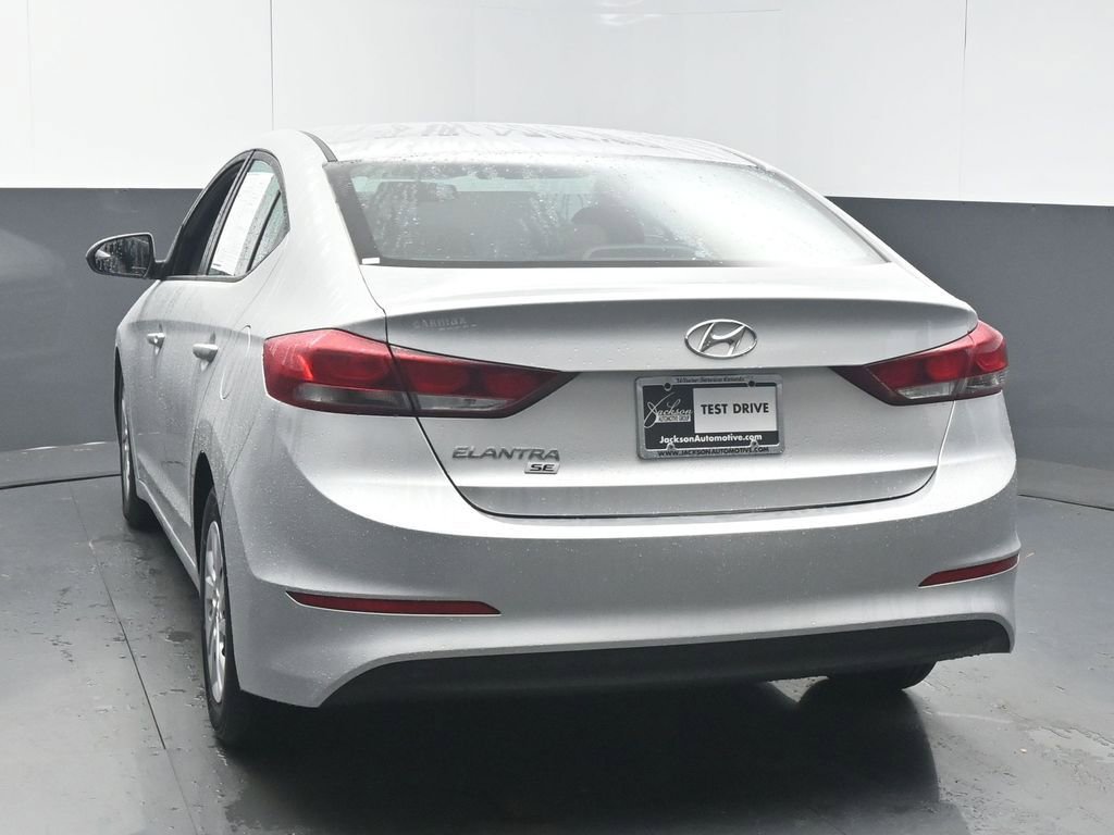 Used 2018 Hyundai Elantra SE w/ Cargo Package image 6