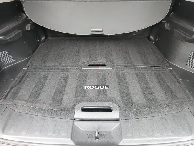 Used 2018 Nissan Rogue SL w/ Premium Package FWD image 28