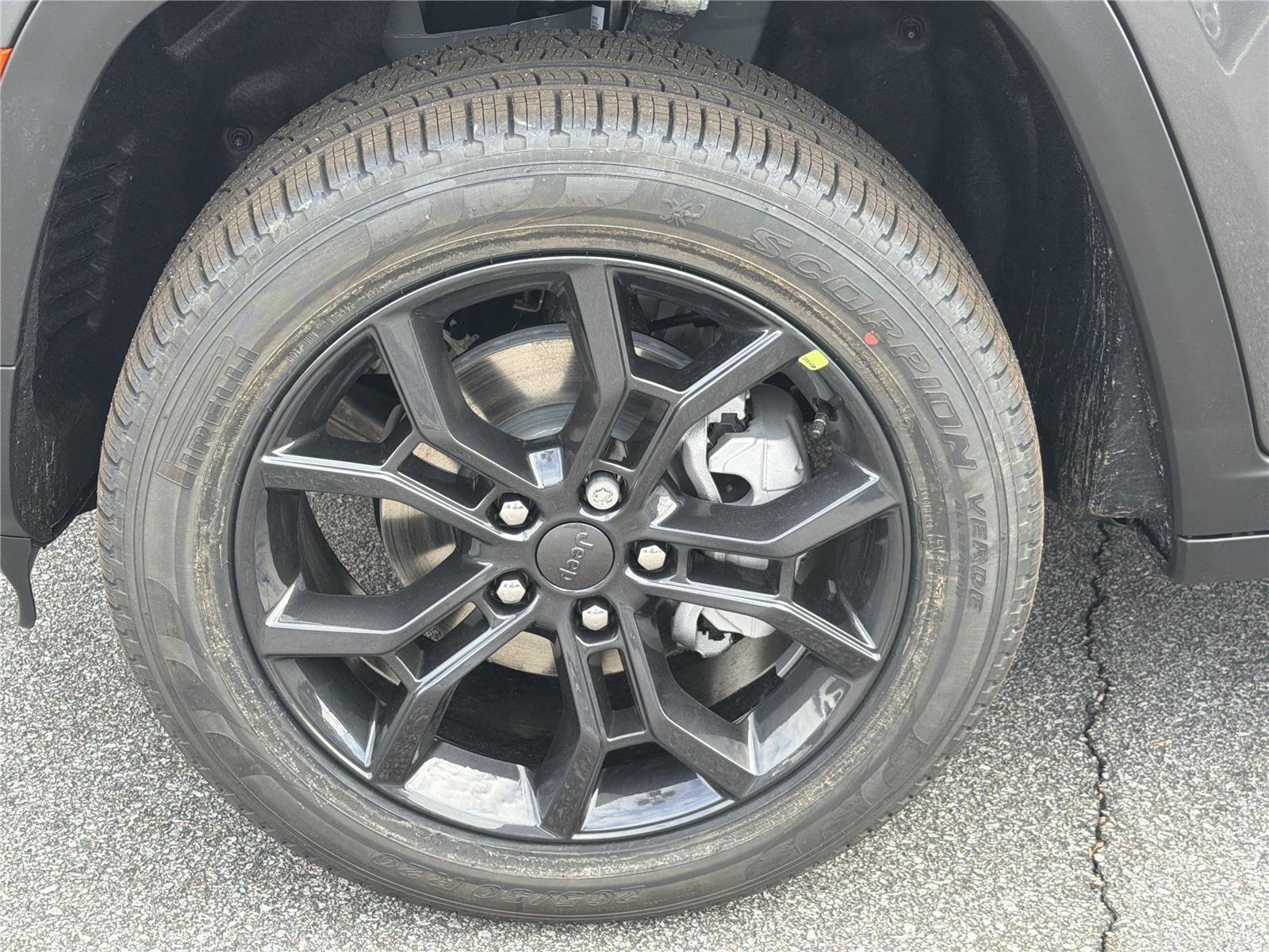 New 2025 Jeep Grand Cherokee Limited image 12