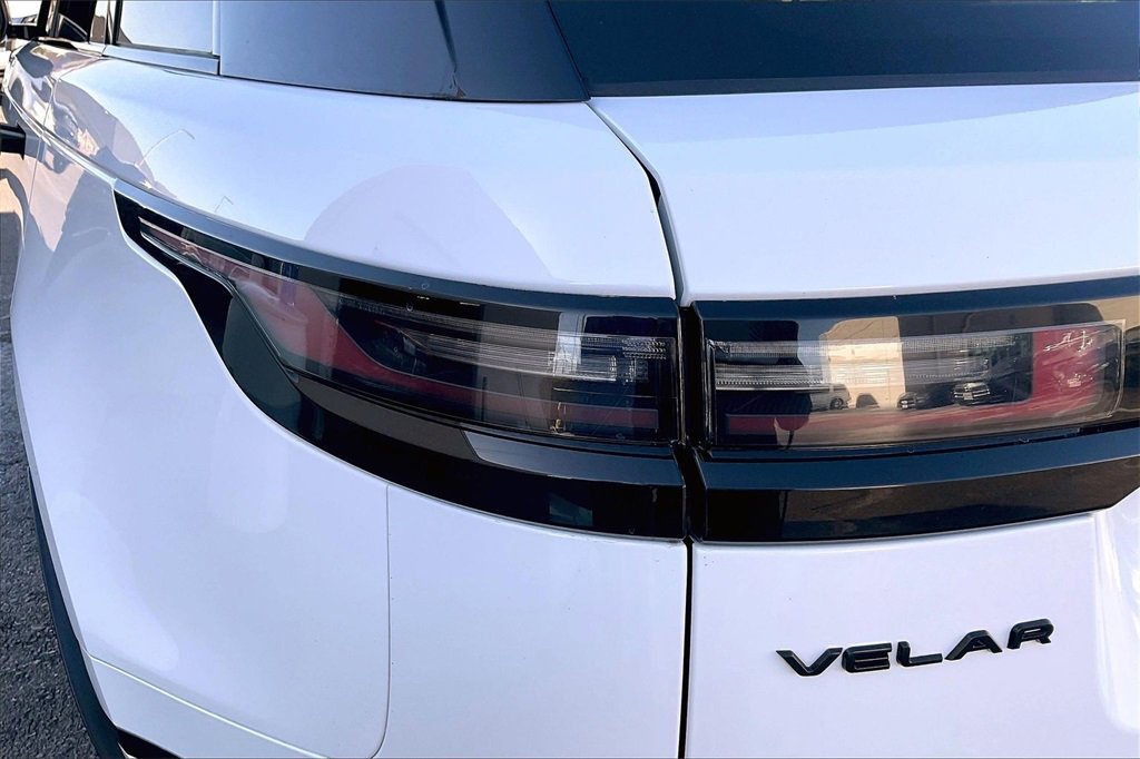 Used 2025 Land Rover Range Rover Velar Dynamic SE image 30