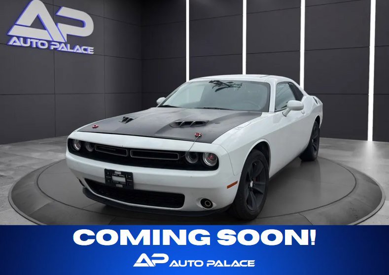 Used 2018 Dodge Challenger SXT RWD video 1
