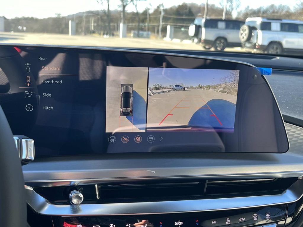 New 2026 Cadillac Lyriq Sport AWD/4WD image 29