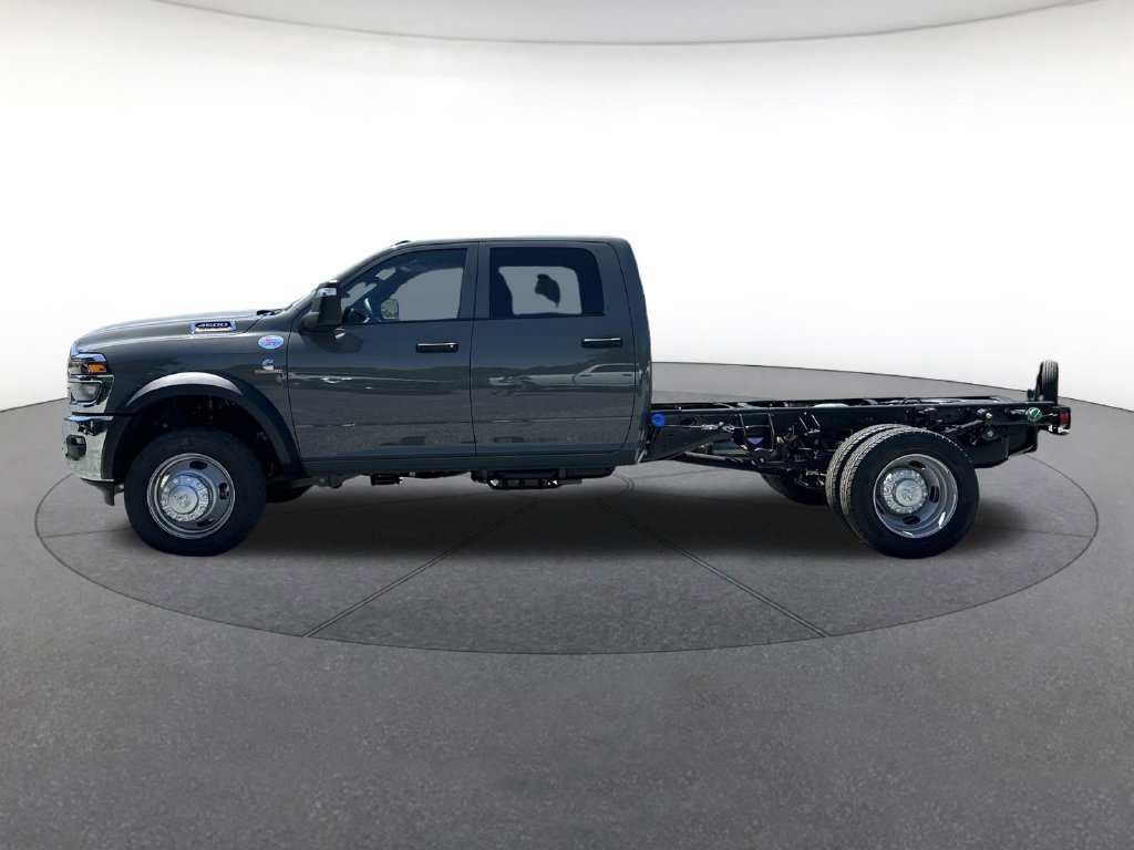 New 2026 RAM 4500 Tradesman w/ Chrome Appearance Group AWD/4WD image 2