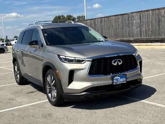 Used 2025 INFINITI QX60 Luxe w/ Cargo Package FWD image 8