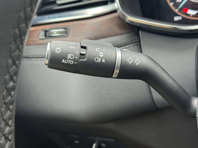 Used 2023 Jaguar F-PACE S AWD/4WD image 29