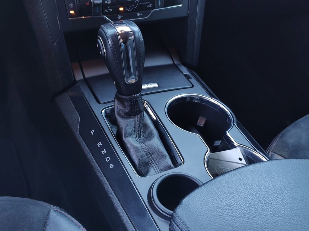 Used 2018 Ford Explorer XLT w/ Equipment Group 202A image 21