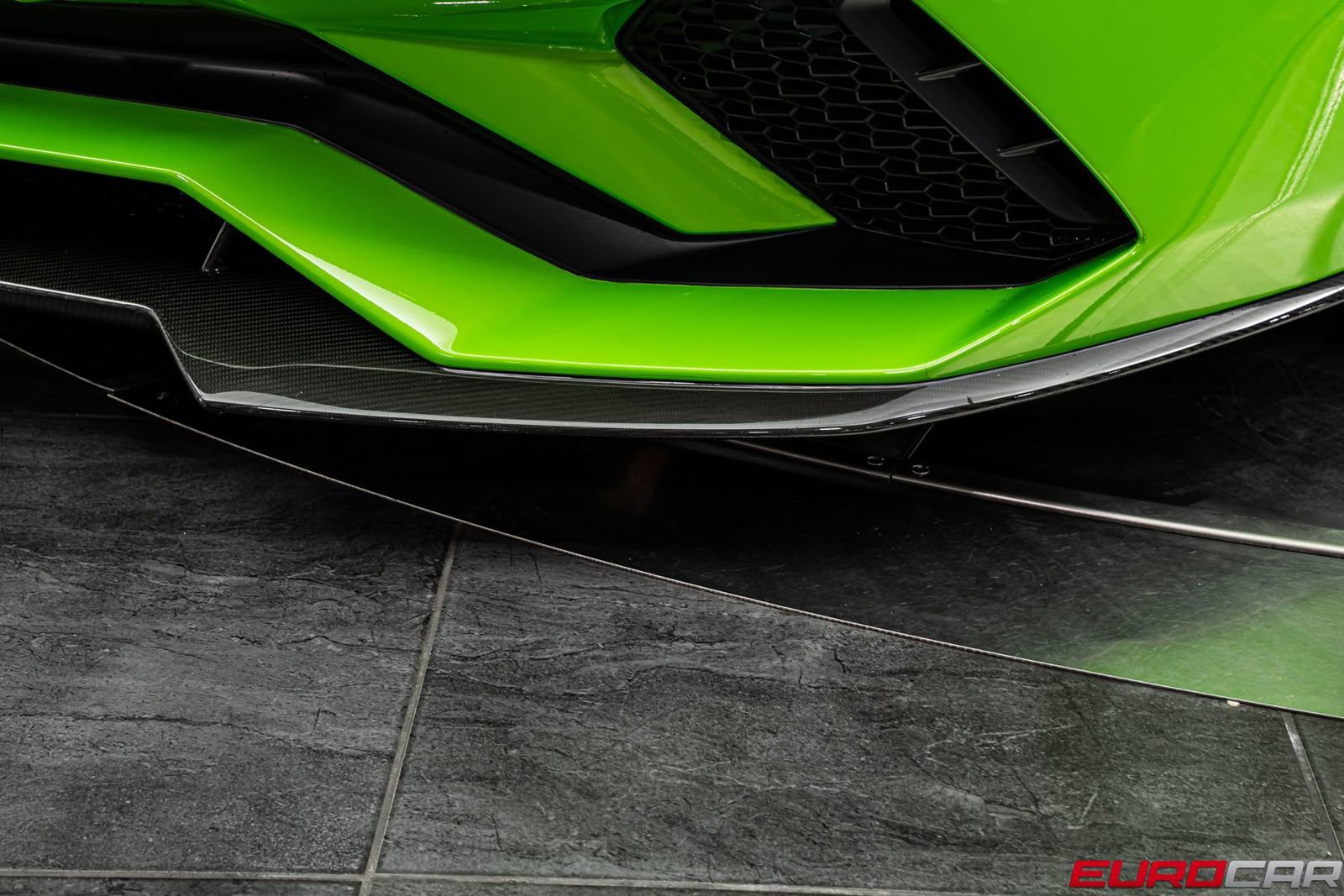 Used 2018 Lamborghini Aventador S image 12