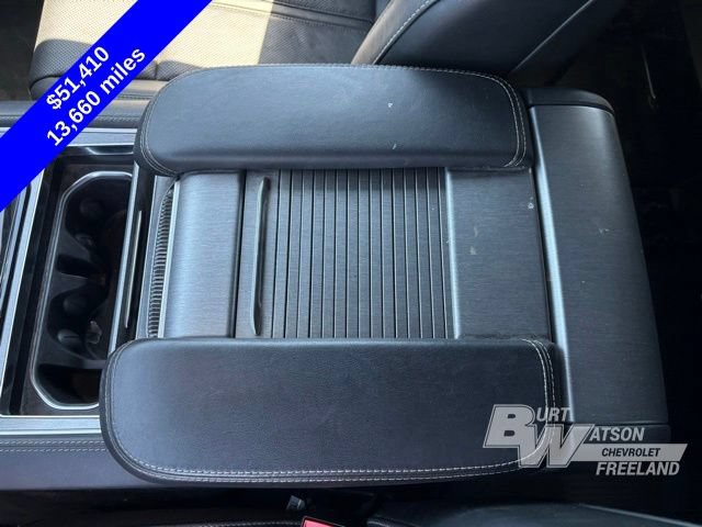 Used 2025 Jeep Wagoneer L Series II w/ 8-pass Seating Package AWD/4WD image 23