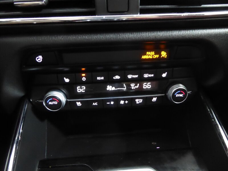 Used 2021 MAZDA CX-9 Carbon Edition AWD/4WD image 17