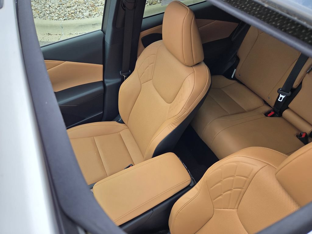 Used 2023 Lexus RX 350 Premium w/ Accessory Package AWD/4WD image 9