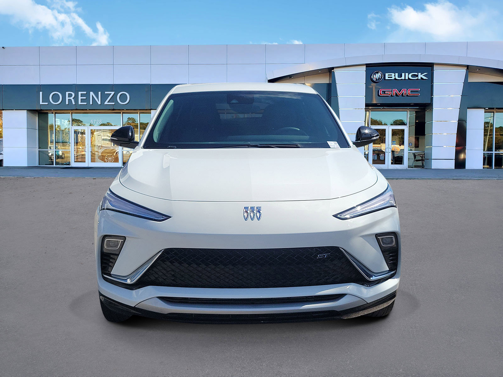 Used 2024 Buick Envista Sport Touring w/ Convenience II Package image 2