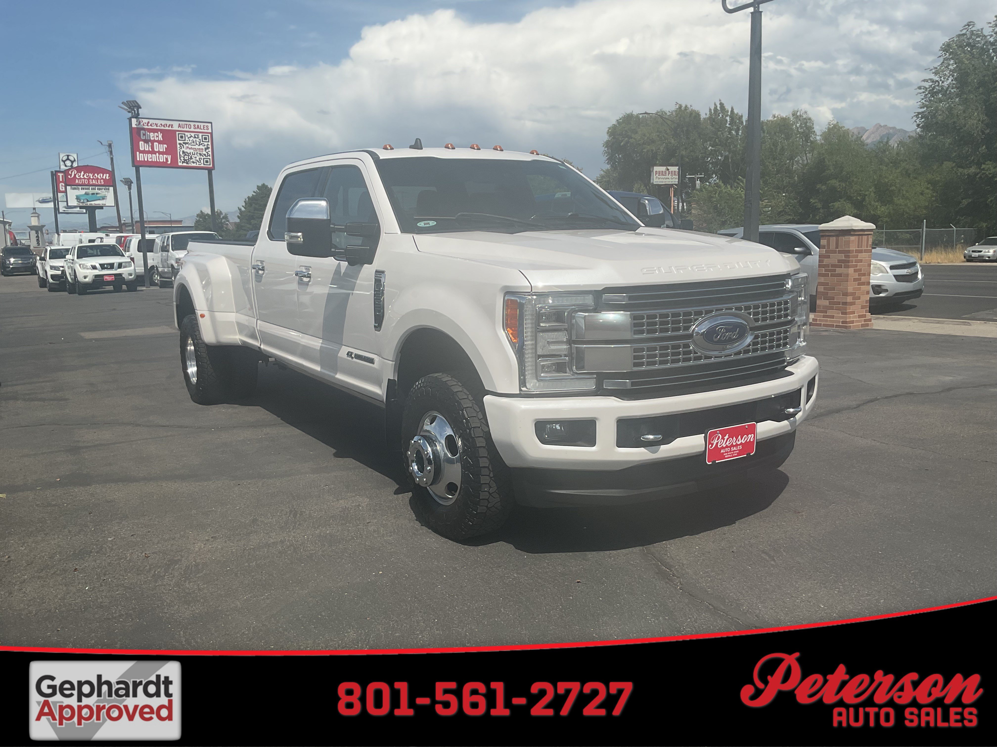Used 2019 Ford F350 Platinum w/ Platinum Ultimate Package AWD/4WD video 1