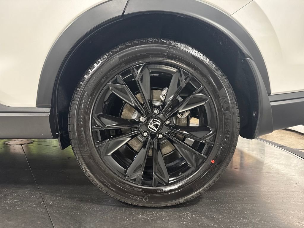 Used 2026 Honda CR-V Sport Touring image 12