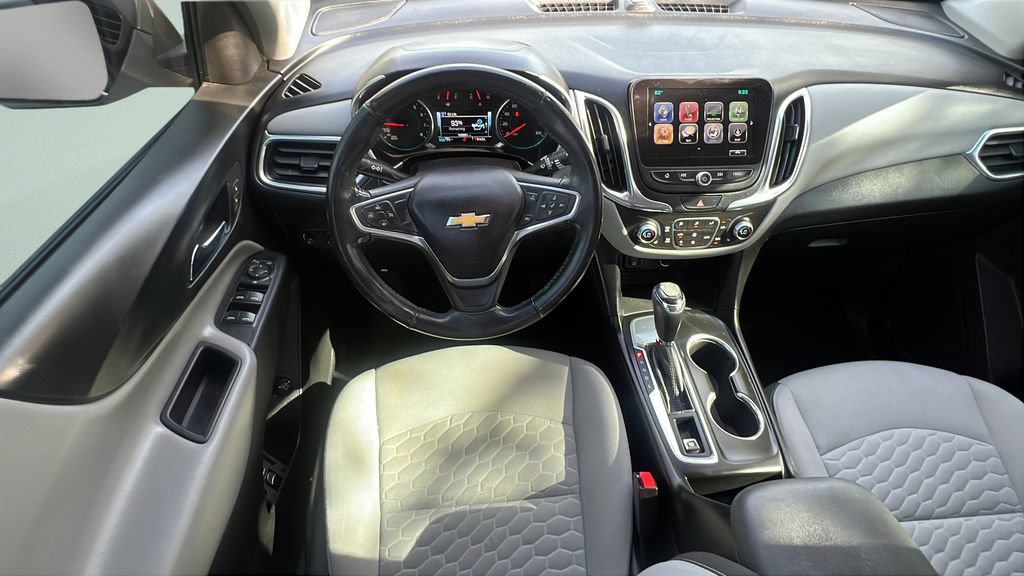 Used 2018 Chevrolet Equinox LT w/ Sun & Infotainment Package FWD image 12