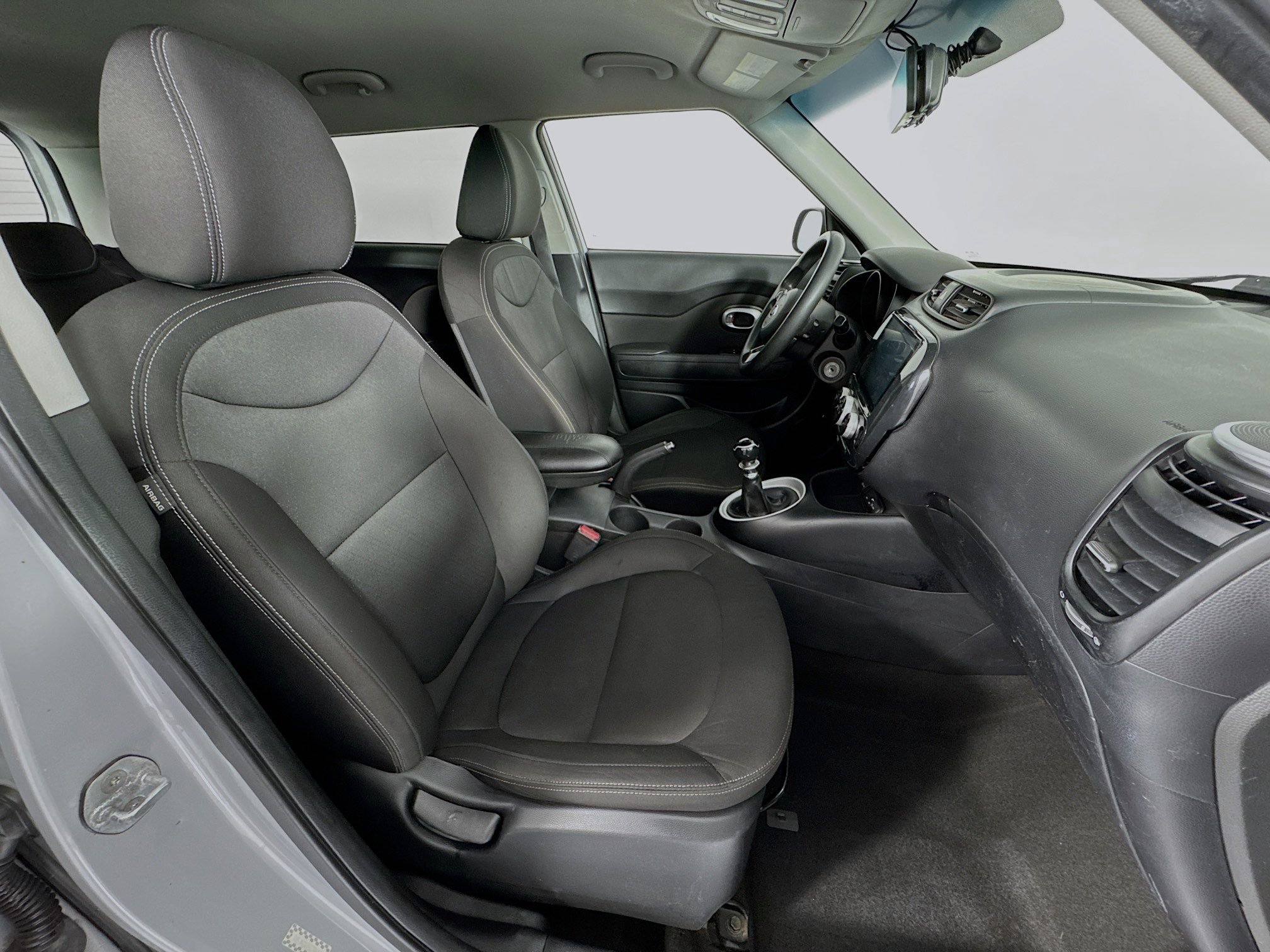 Used 2016 Kia Soul Base image 24