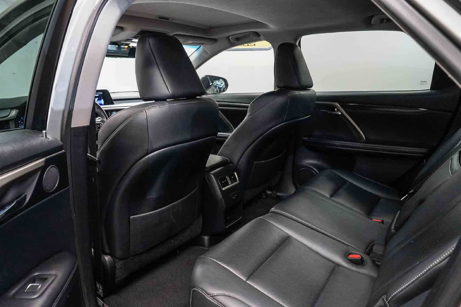 Used 2018 Lexus RX 350 FWD w/ Accessory Package image 19