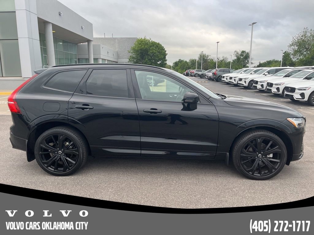 Used 2024 Volvo XC60 B5 Ultimate w/ Climate Package AWD/4WD image 4