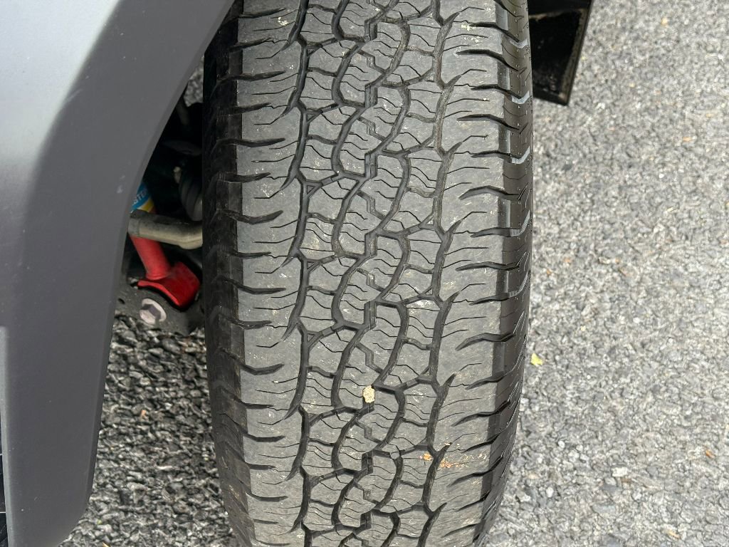 Used 2024 Toyota Tacoma TRD Off-Road image 15