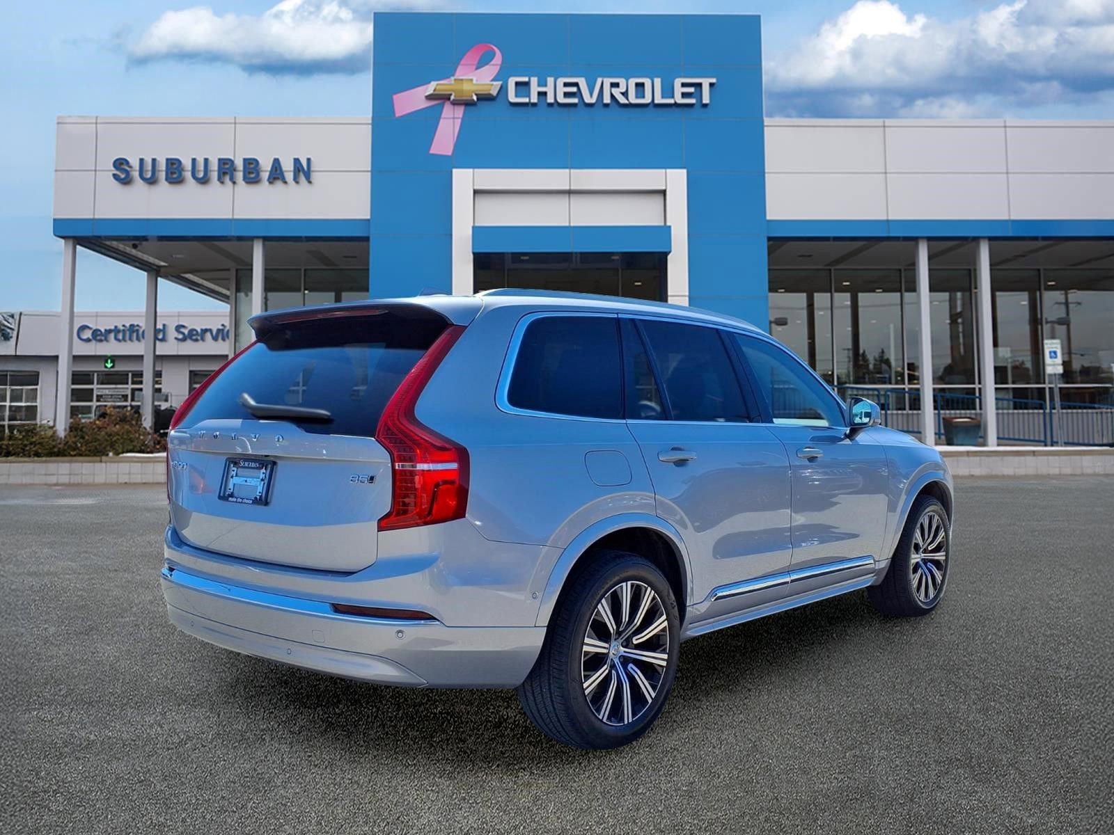 Used 2024 Volvo XC90 B5 Plus AWD/4WD image 4