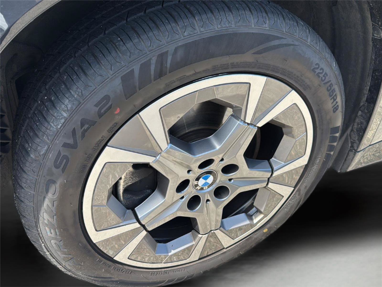 Used 2025 BMW X1 xDrive28i AWD/4WD image 33