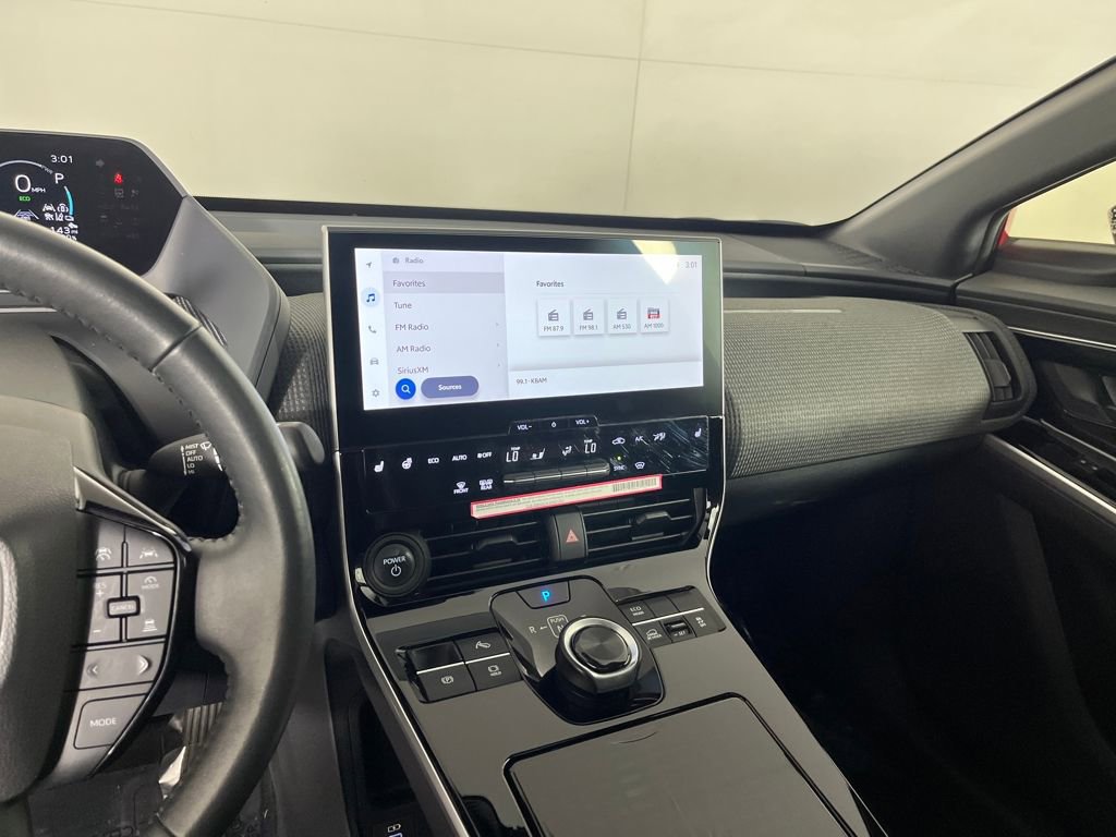 Used 2024 Toyota bZ4X XLE image 22