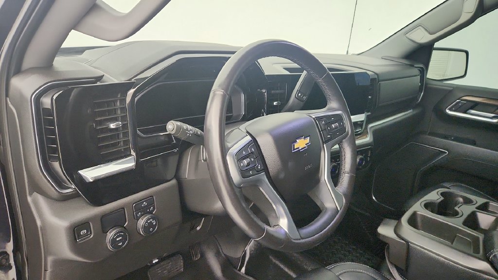 Certified 2022 Chevrolet Silverado 1500 LT RWD image 13