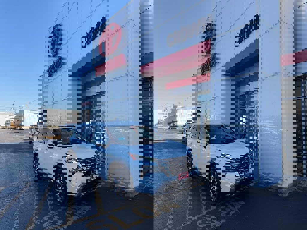 Certified 2025 Nissan Rogue SL