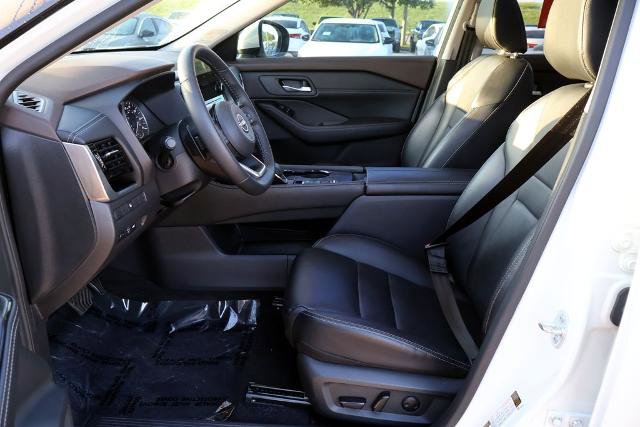 Certified 2023 Nissan Rogue SL w/ SL Premium Package FWD image 19