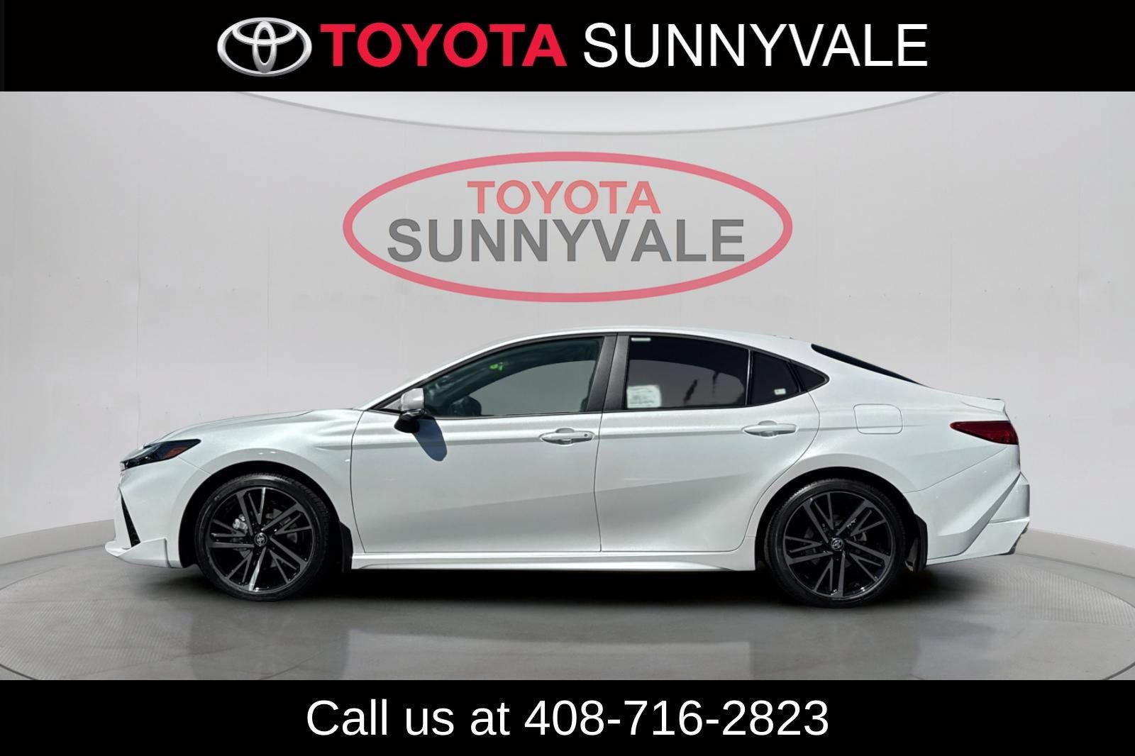 Used 2026 Toyota Camry XSE FWD image 6