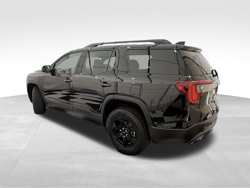 Used 2021 GMC Acadia AT4 w/ GMC Pro Grade Package image 2