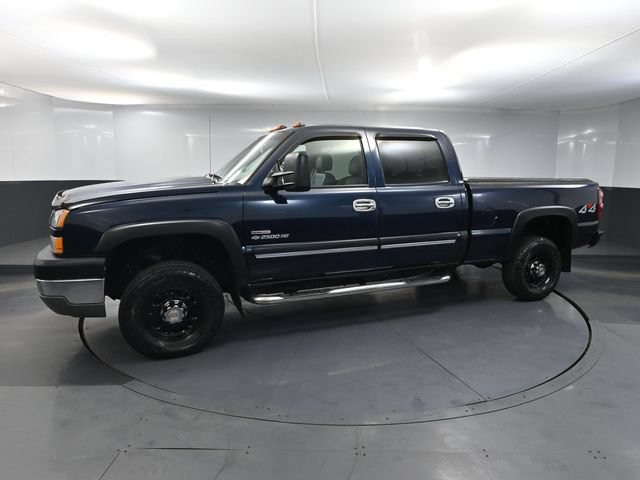 Used 2005 Chevrolet Silverado 2500 LS w/ Heavy-Duty Power Package AWD/4WD image 7
