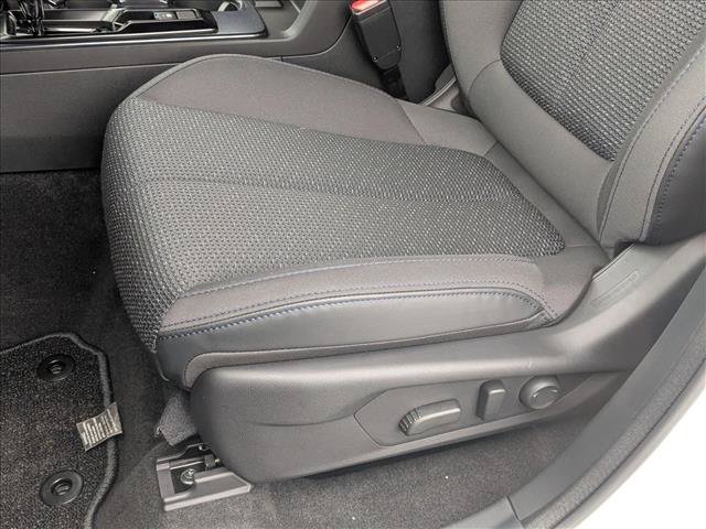 Used 2026 Subaru Forester Premium AWD/4WD image 4