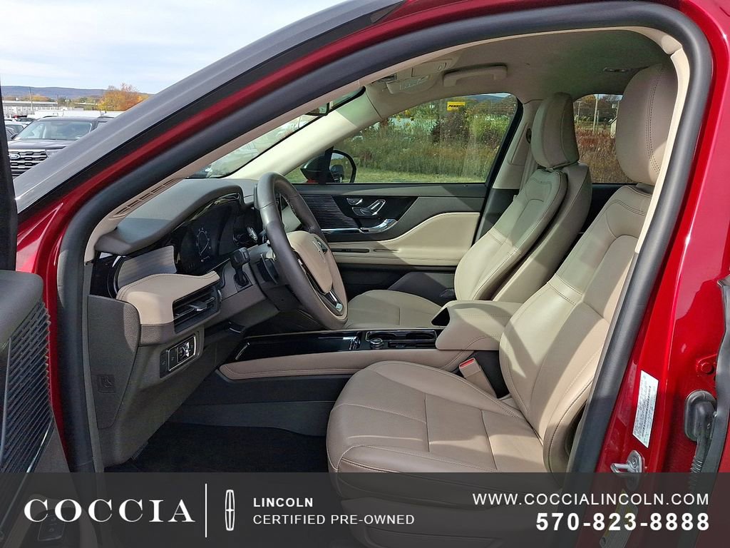 Certified 2021 Lincoln Corsair AWD w/ Equipment Group 101A image 13