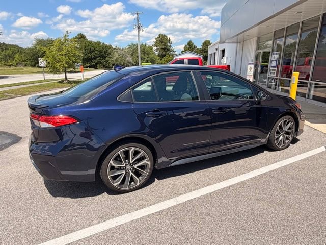 Used 2021 Toyota Corolla SE FWD image 3