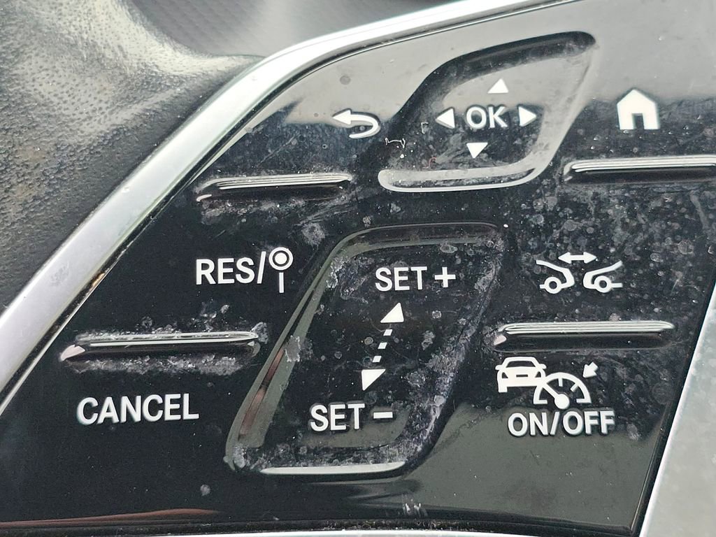 Used 2022 Mercedes-Benz C 300 4MATIC Sedan image 32