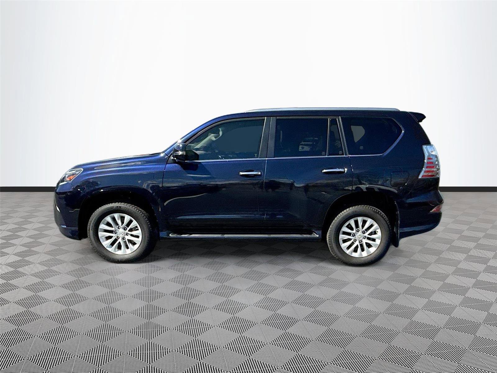 Used 2023 Lexus GX 460 Premium image 4