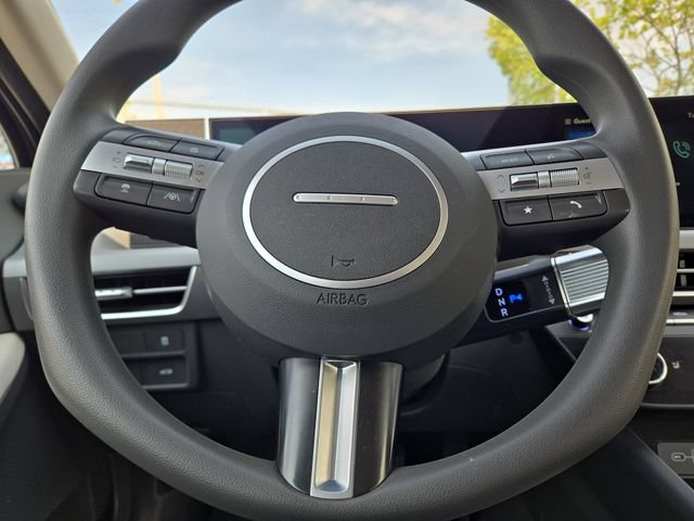 Certified 2025 Hyundai Sonata SEL AWD/4WD image 17