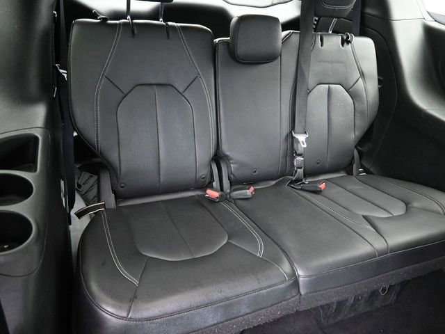 Used 2019 Chrysler Pacifica Touring-L w/ Advanced Safetytec Group image 44