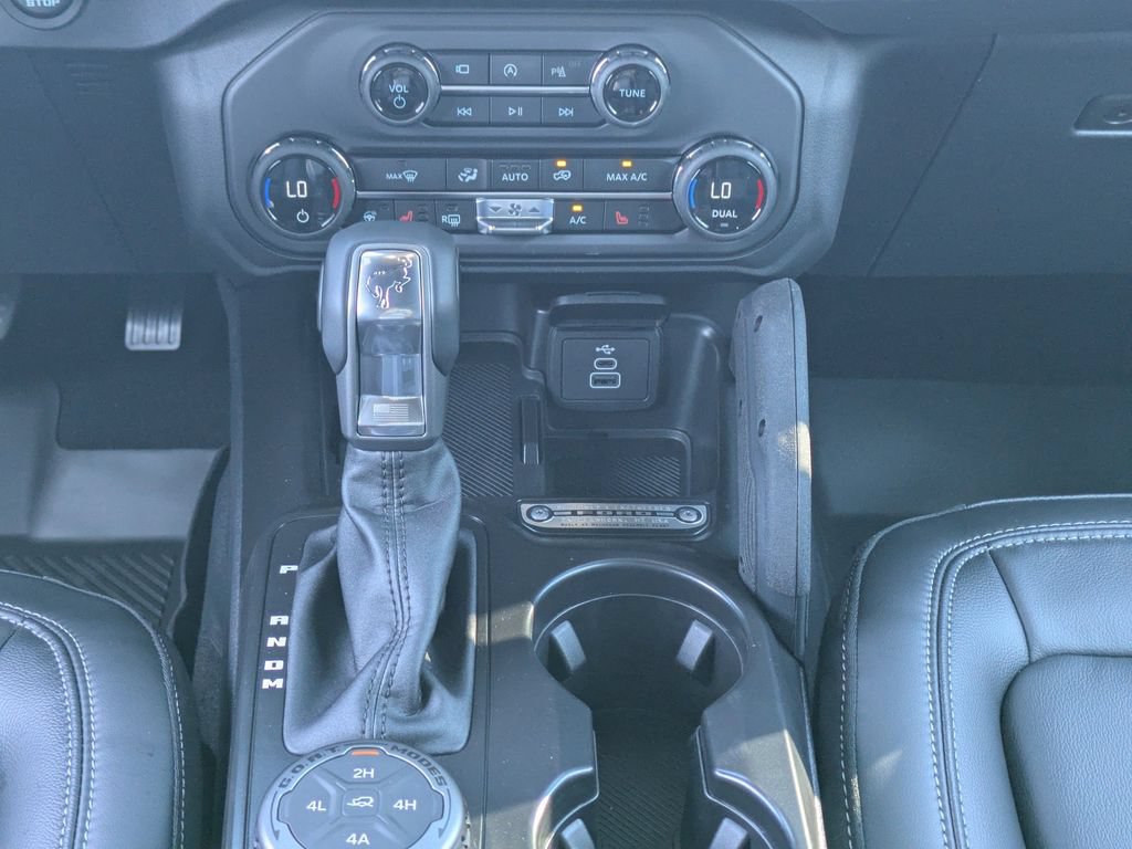 New 2026 Ford Bronco Outer Banks w/ Sasquatch Package AWD/4WD image 19