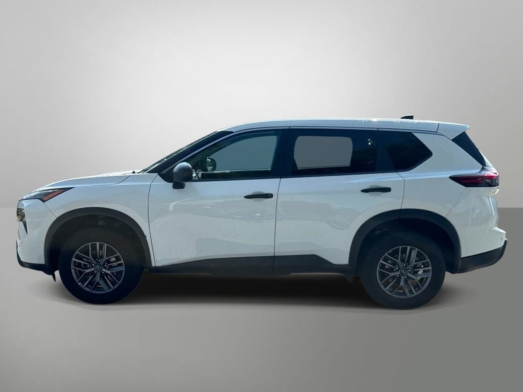 Used 2024 Nissan Rogue S AWD/4WD image 24