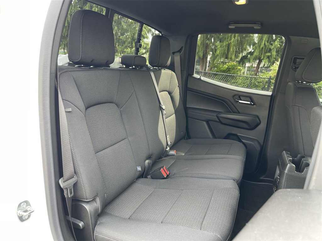 New 2025 GMC Canyon Elevation w/ Convenience Package image 26